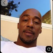 Let's welcome our new members to the Ralph Tresvant Fan Club. Charletta  Johnson, Debra Parham, Trudells Johns, Kevin Jones, Annette Scroggins,  Maura Eldridge, Gary Marble, Madames Blanca, Alonzo Gavin, Chris Mitchell,  David