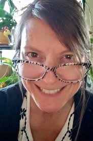 NOVA English teacher launches 'Grammar Rant' YouTube series