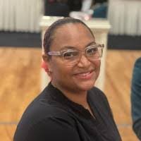 Stephanie Cabrera's Instagram, Twitter & Facebook