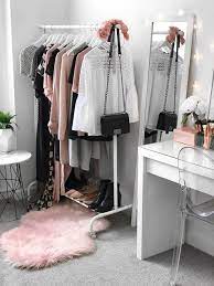 My Wardrobe Beauty Room Makeup Vanity From Ikea Malm Dressing Table Target Chair Kmart Rug Ikea Clothin Prateleira De Roupas Penteadeira Malm Decoracao