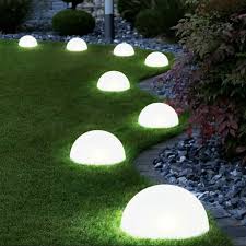 In diese kategorie fallen anlagen, mit denen beispielsweise strom oder auch wärme für ein gartenhaus auf der basis der regenerativen energie gewonnen wird. Solar Licht Boden Garten Rasen Lampe 5 Led Solar Powered Halb Ball Geformt Wasserdichte Licht Pathway Landschaft Rasen Lampe Solar Lamps Aliexpress