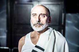 Marek Węglarski jest w Teatrze Żydowskim od 45 lat! 💥 Taka wierność jednej  scenie godna jest podziwu, a talent Marka największego szacunku. Mam chyba  słuszne poczucie, że grał w naszym teatrze w