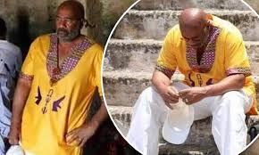 Nov 02, 2020 · steve harvey is a very popular american comedian and entertainer. Steve Harvey Is Moved To Tears As He Confronts History S Horrors At A Slave Trading Castle In Ghana Daily Mail Online