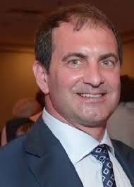 Allan Kovacs's Instagram, Twitter & Facebook