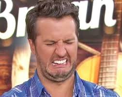 Luke Bryan (love that face)