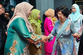 Showing editorial results for crown princess sarah of brunei. The Scoop On Twitter Malaysian Pm Mahathir Mohamad Chedetofficial And His Wife Dr Siti Hasmah Mohamad Ali Arrive In Brunei For A Two Day Official Visit They Were Greeted At The Airport By