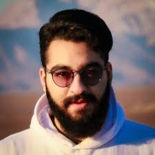 Ezequiel Amaro's Instagram, Twitter & Facebook