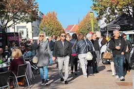 Hier gibt es weitere informationen zur durchführung von verkaufsoffenen sonntagen. Balingen Verkaufsoffener Sonntag Lockt Balingen Umgebung Schwarzwalder Bote