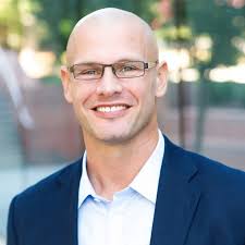 Liz Renteria Email & Phone Number