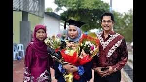 Popular 1980s singer nassier wahab, best known for his song memori cinta luka, died at the universiti malaya specialist centre (umsc), near here, early today. Ayah Tenanglah Di Sana Luahan Rasa Anak Nassier Wahab Undang Sebak Youtube