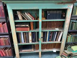 I finally feel that my kitchen is complete and looks amazing!! Sold Price Primitive Green Jelly Cabinet April 4 0120 6 00 Pm Cdt
