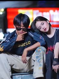 Profil Singkat Jeje Slebew, Seleb Viral di Citayam Fashion Week -  Regional Liputan6.com