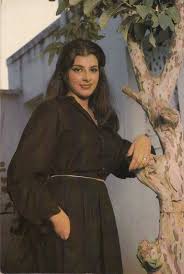 Pin By Abu Aamir On Pretty Anita Raj Indian Natural Beauty Desi Beauty Printed Bikini Sets