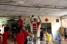 Para tamu menikmati wisata dan budaya setempat. Pesona Metro Berhad Construction Polyurethane Products Modular Panels Developer