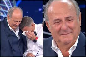 L'immensa tristezza di Gerry Scotti: sta salutando sua moglie in lacrime.