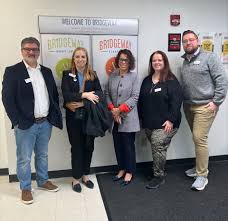 From public to private to charter schools, our Signature Program  participants explored Central Ohio's education system firsthand last  week—immersing themselves in classrooms and engaging with students and  educators along the way. A