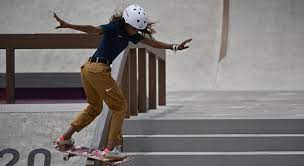 Since the age of seven, this young brazilian has been driving the skateboard world into a panic. Sdnuveucxdtfsm