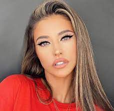 She owns the restaurants black market liquor bar, scopa italian roots, and dama in los angeles, california restaurant career. Antonia Facebook