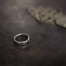 The Ring Made From A Key From Jamie S Sporran Outlander Book Diana Gabaldon Outlander Outlander