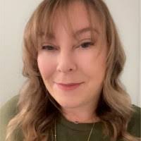 Stephanie Ripple's Instagram, Twitter & Facebook