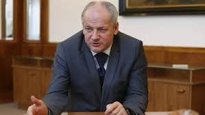Nebo firmy touto osobou přímo či nepřímo vlastněnou či řízenou. Czech Health Minister Set To Resign After Violating His Own Covid Guidelines World News The Indian Express