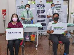 Fully furnished/semi furnished home near lrt & pet friendly. Mohd Radzi Empat Guru Terima Suntikan Vaksin Covid 19