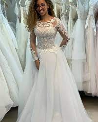 Das kleid ist aus spitze und mit a linie silhouette. Modern Brautkleider Mit Armel Hochzeitskleid A Linie Online Babyonlinedress De
