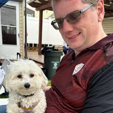 Is this anything the E in WE is smaller then normal