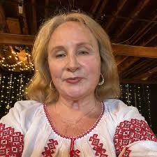 1 pc Black 8lb hand weight.