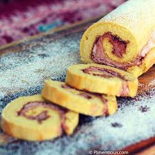 Tidak perlu lagi bingung ingin membuat camilan sore ini jika sudah tahu cara membuat bolu gulung lemon ceri hitam. Raspberry Swiss Roll Bolu Gulung Pimentious