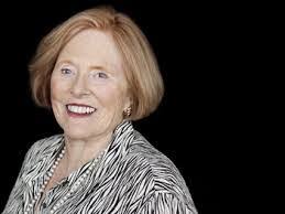 Leslie Crossley's Instagram, Twitter & Facebook