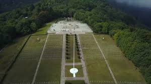 Ici, au hartmannswillerkopf, nous ne venons pas seulement commémorer une des plus violentes et des plus meurtrières batailles de la grande guerre. L Historial Franco Allemand Du Hartmannswillerkopf