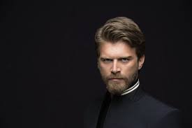 Kivanc Tatlitug Erkek Sac Kesimleri Sakal Modelleri Sakal