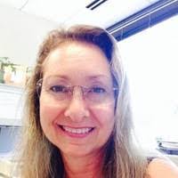 Lynn Marotta's Instagram, Twitter & Facebook