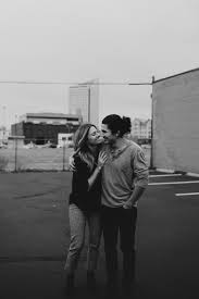 Beautiful Romantic Nature Black And White Photography Cutest Urban Couple Session Creamy And Grainy Black White Couple Session In The City Hana Alsoudi Couples City Photography Couple Photography Couples City