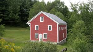 Le Moulin Denison Est Un Moulin A Eau Destine A Moudre La Farine Erige Entre 1850 Et 1855 La Famille Denison L Exploit Le Moulin Moulin A Eau Moulin A Farine