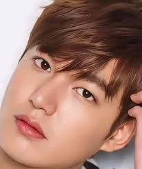 Lee Minho shares a good morning post with fans