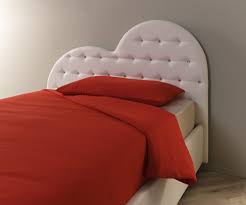 Vendita letto cuore made in italy www.interno77.it realizzabile singolo, piazza e mezza con rete alzabile e box contenitore. Letti Con La Testata A Forma Di Cuore