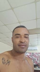 Leon Clement's Instagram, Twitter & Facebook