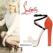 Paula faris at home in larchmont, new york. Anna Faris In Christian Louboutin Summerissima Platform Sandals Bandage Dress Herve Leger Christian Louboutin Shoe Stores Online