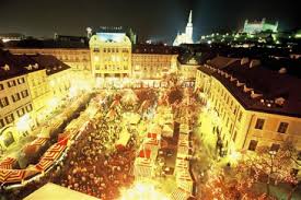 Viena devine un loc de poveste incepand cu luna noiembrie. Piate De Craciun Viena Bratislava Zahir Travel