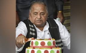 23.10.2021 · akhilesh yadav mulayam singh yadav shivpal yadav sp psp up election 2022. Mulayam Singh S 80th Birthday Celebrated By Son Akhilesh Yadav Brother Shivpal Yadav Separately
