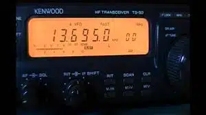 All India Radio in tamil - 13695 kHz - YouTube