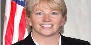 Smith, Filipowicz stay