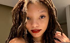 See a recent post on tumblr from @jadespetal about halle bailey. Halle Bailey Pictured As Ariel With A Tail For The 1st Time On The Little Mermaid Set