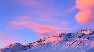 It was founded during the 1930s, nestled in a small valley in the andes mountains close to other ski areas such as valle nevado, la parva and el colorado. Farellones Snow Forecast Mid Mountain Snow Forecast Com