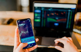 Cardano is a decentralised public blockchain and cryptocurrency project and is fully open source. Cardano Will Outperform Bitcoin By October Says Ben Armstrong