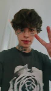 Lil Xan (@lilxandiego)
