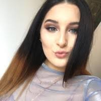 Melissa Degnan's Instagram, Twitter & Facebook