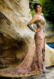 Berwisata dengan spot foto menarik memang menjadi tujuan banyak wisatawan, apalagi para remaja. Kebaya Malang Ayusakebaya Twitter